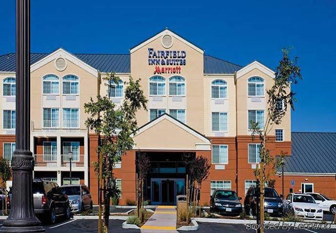 Fairfield Inn & Suites By Marriott Fairfield Napa Valley Area Екстериор снимка